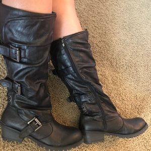 Shoedazzle moto boots